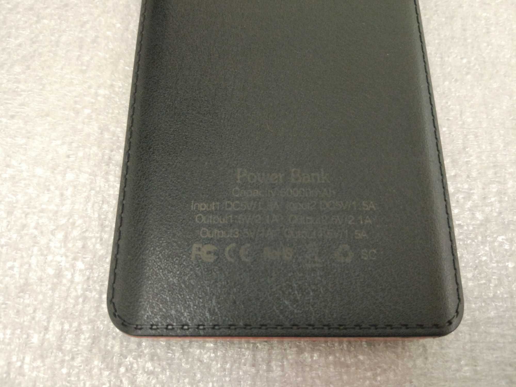 Повербанк на 10000 mAh на аккумуляторах 18650