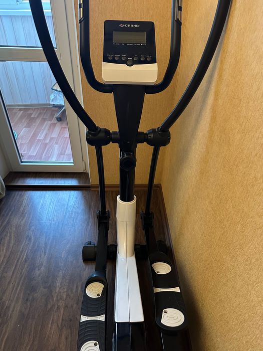 Тренажер орбитрек