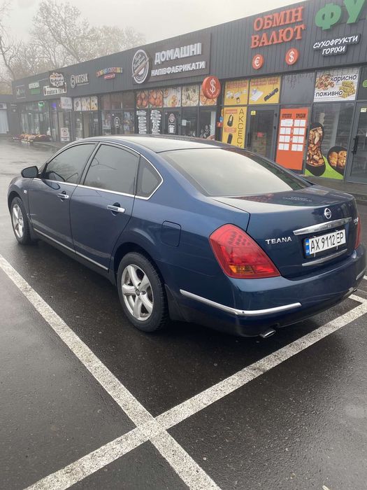 Nissan 3,5 V-6 газ бенз автомат