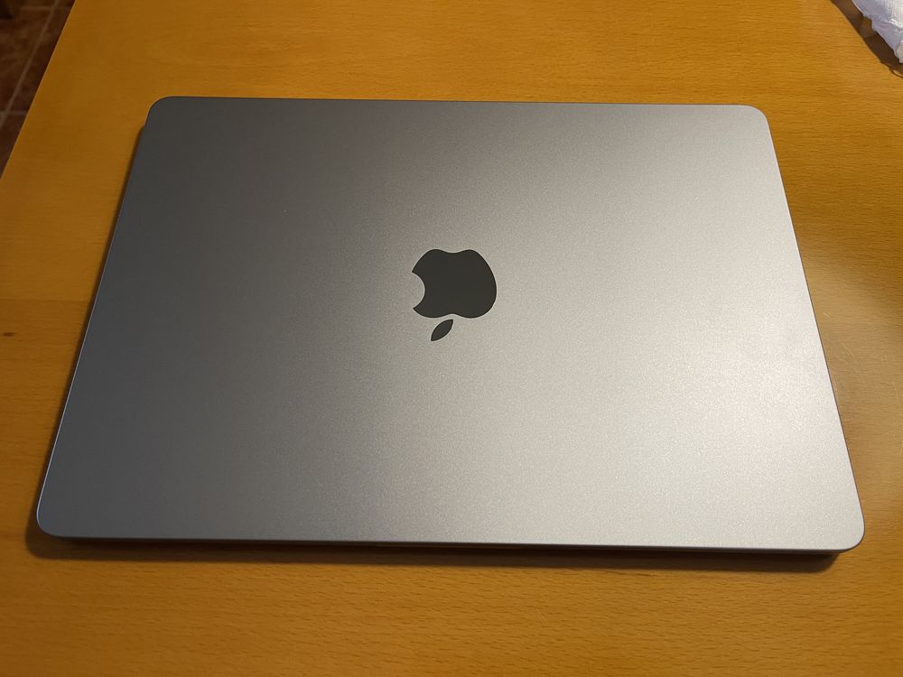 Macbook Air 13.6’’ M2 (Com garantia Worten até 2026)