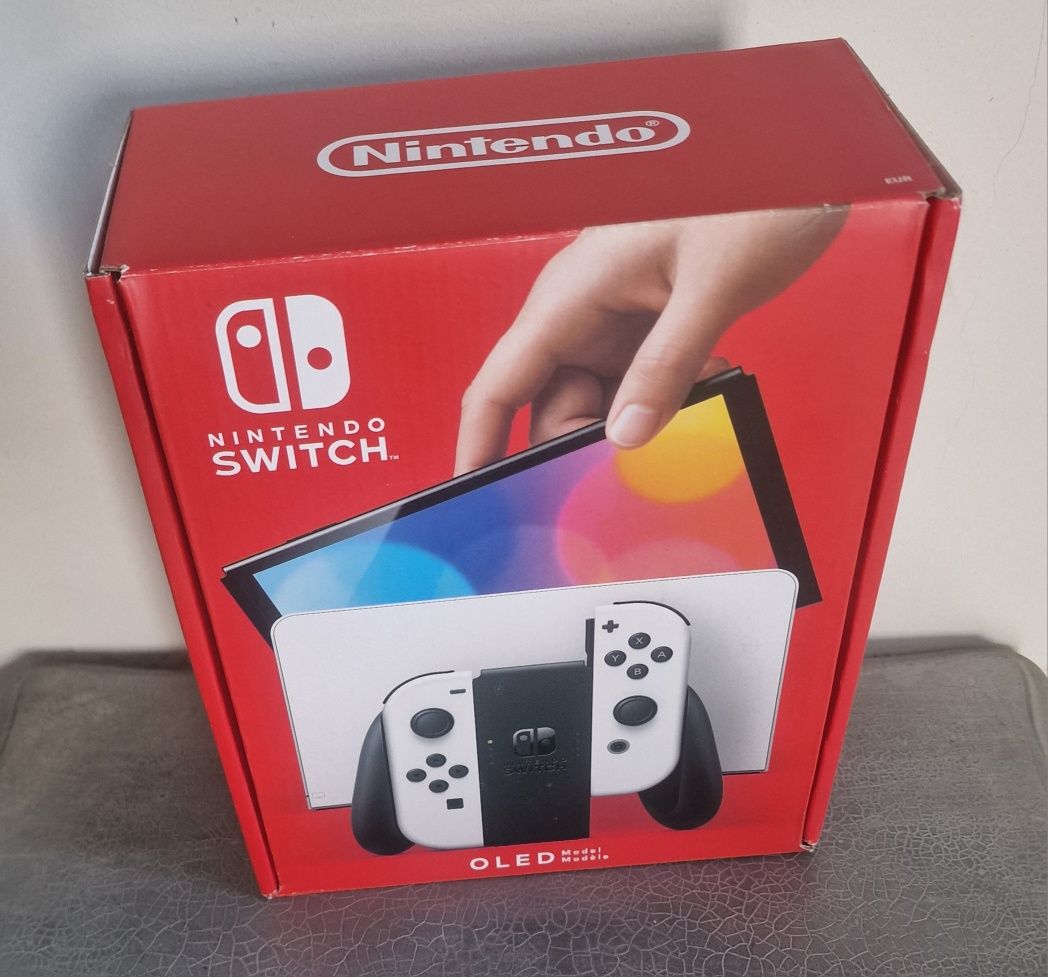 Consola Nintendo Switch OLED branca