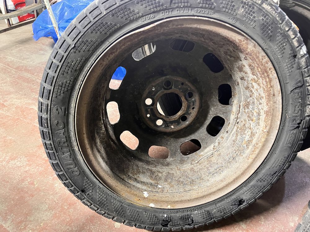 2 колеса 185/55 r15 та 4 сталеві диска