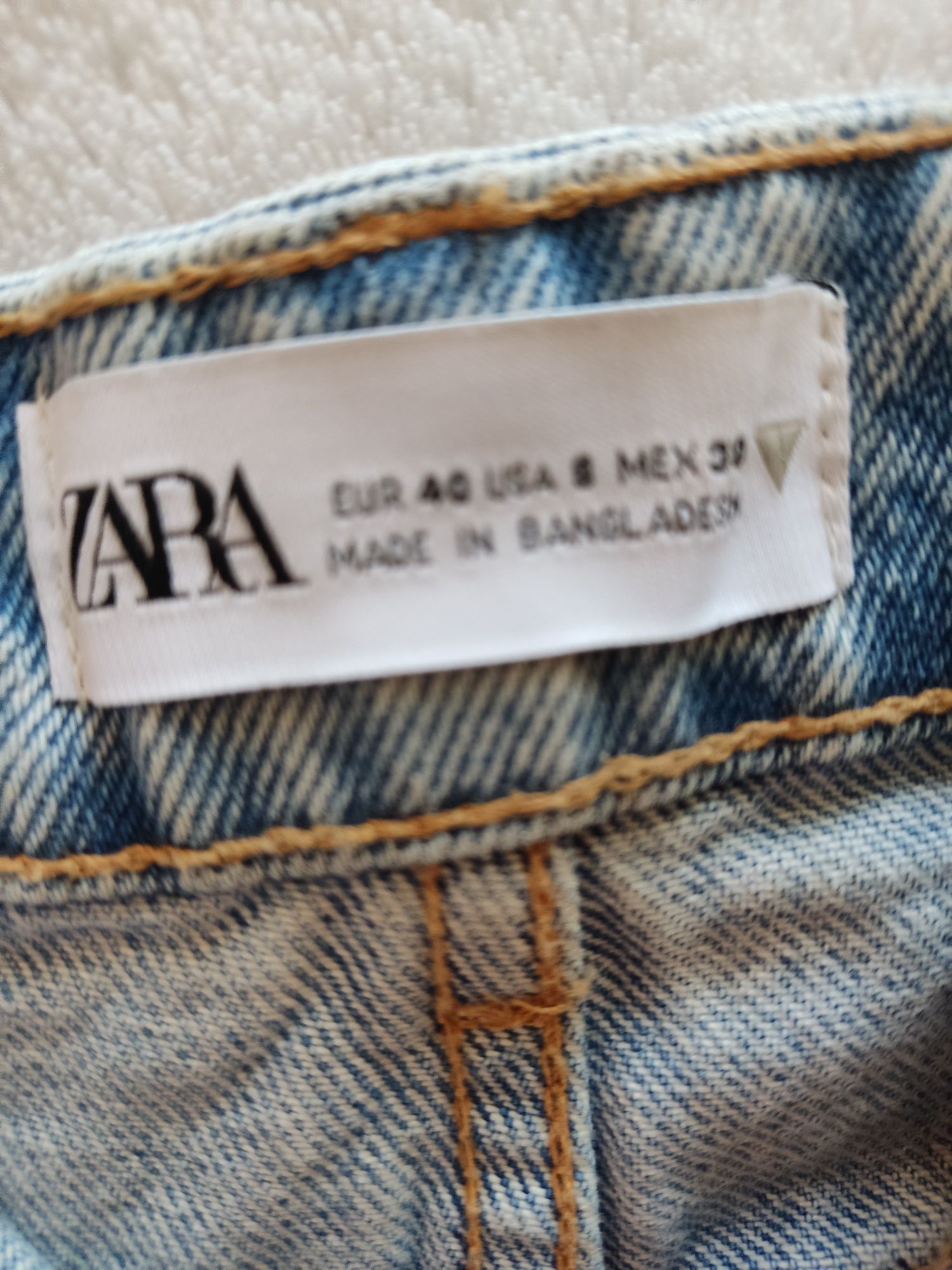 Шорти Zara нові 40