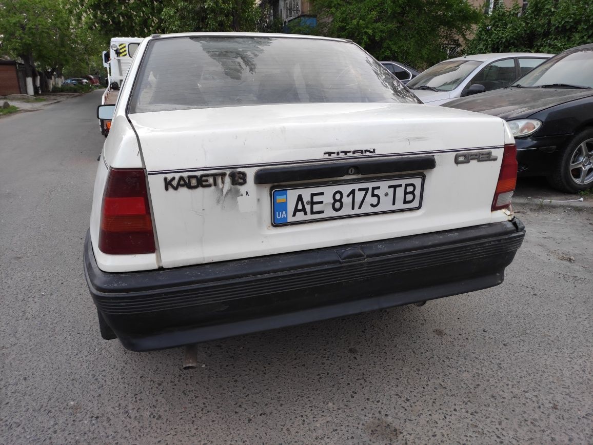 Opel Kadett 1.3 1986год