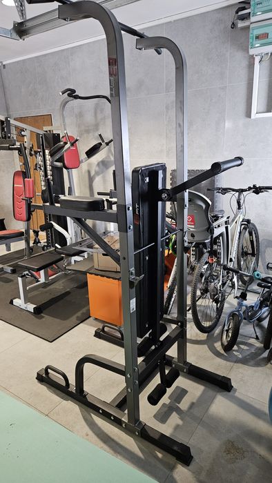 Ławka do sztangi z podciągiem