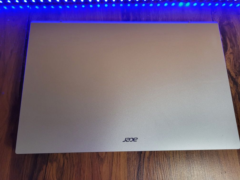 Acer 2023 року 15.6 FullHd i5-1235/8Ddr4/256Ssd/Iris Xe как gtx 1050