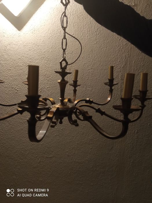 Żyrandol mosiężny