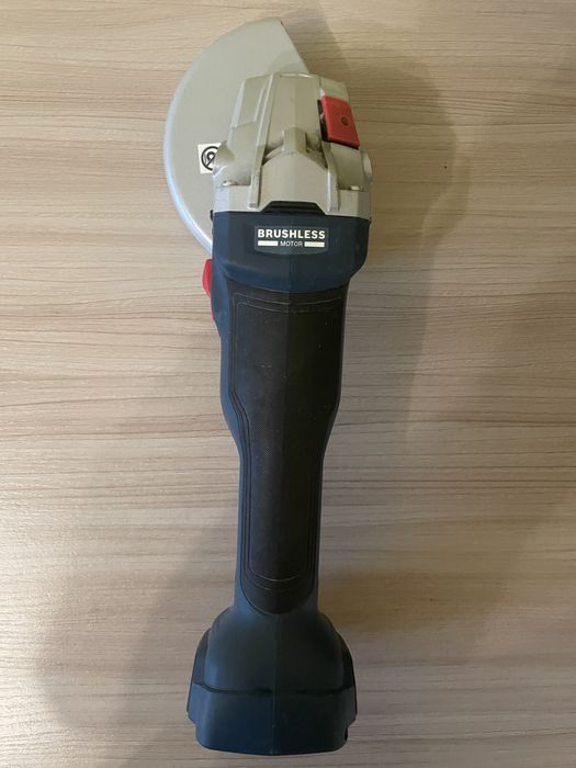 Szlifierka kątowa Bosch GWS 18V-10  03/2024