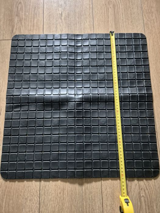 Mata antypoślizgowa pod prysznic