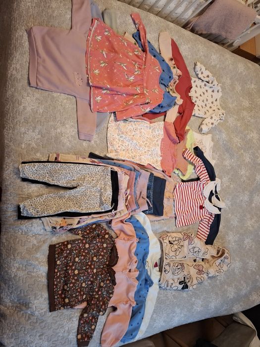 Ubrania dla dziewczynki 86