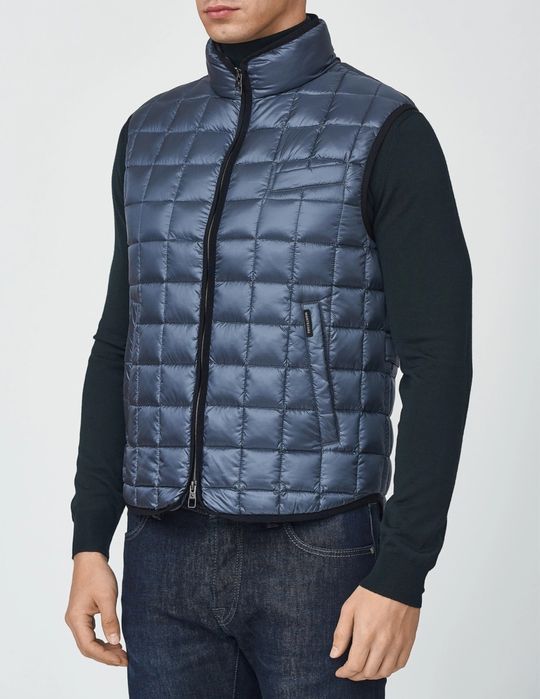 Montecore vest moncler жилетка пуховая жилет безрукавка