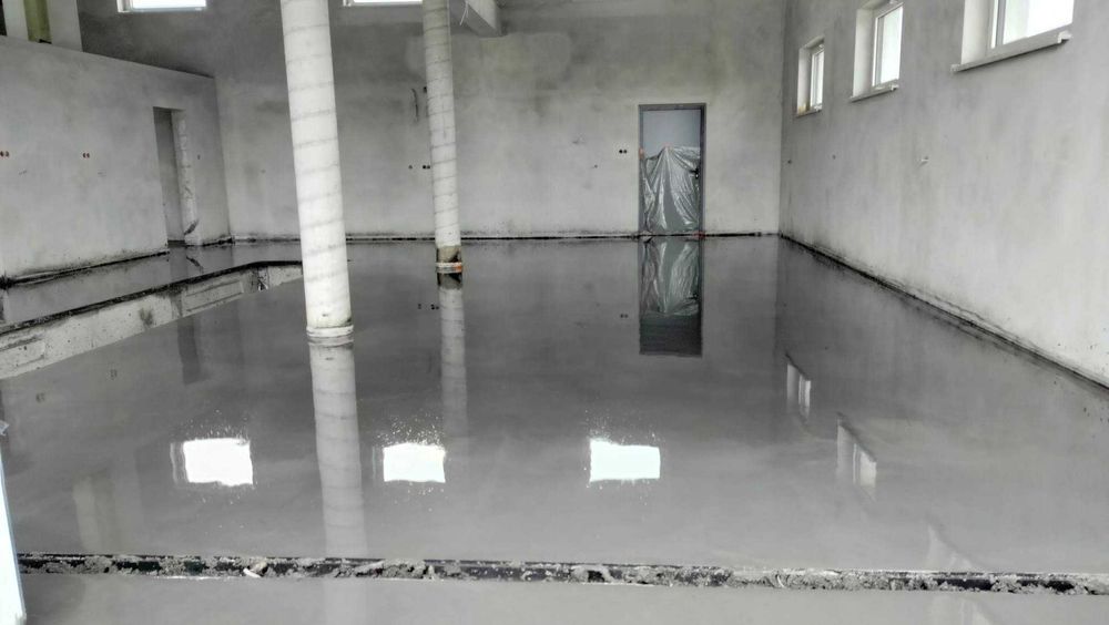 Posadzki przemysłowe podjazdy betonowe zacieranie posadzki chudziak