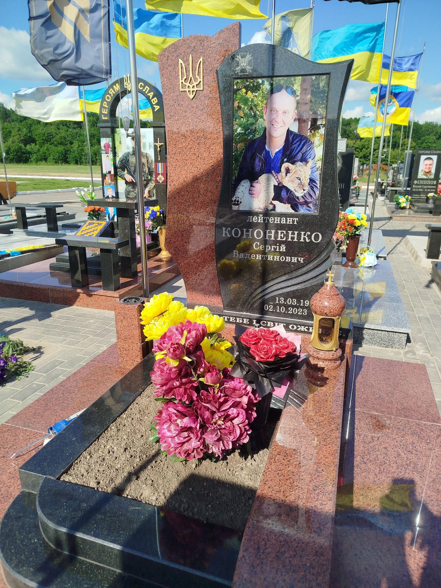 Памятники,низькі ціни,оплата частинами.