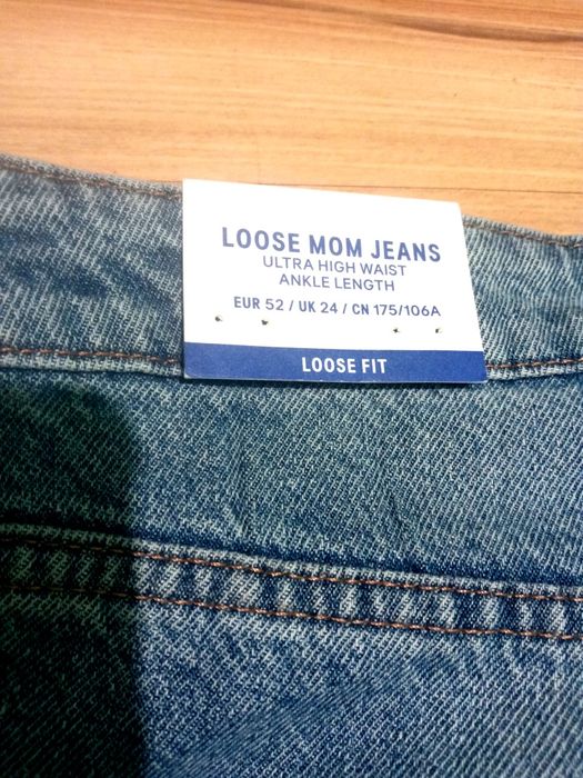 Продам джинси, кросівки, зимові ботинки.