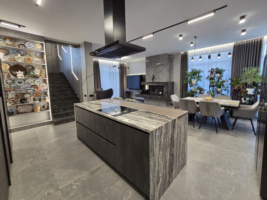 Будинок 250 м2 на етапі з погребом камін тепловий насос с. Ходосівка