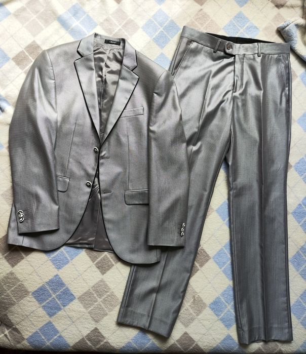 Новий класичний костюм Crane на підлітка або чоловіка 46 розміру