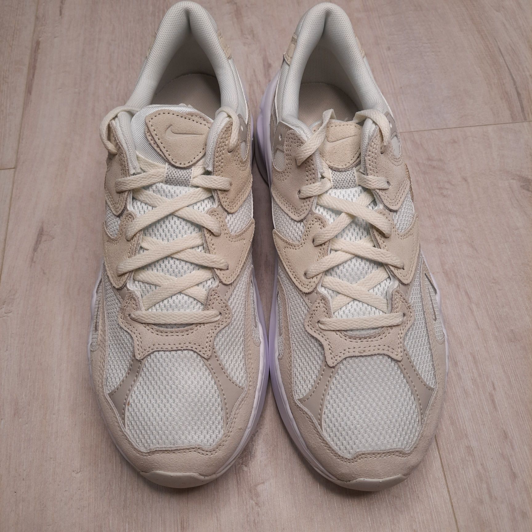 Кросівки Nike Al8 Zapatillas Beige FJ3794-100