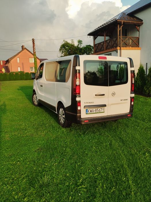 Opel Vivaro Osobowy