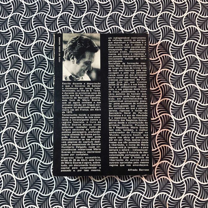 Portugal Amordaçado: Depoimento Sobre os Anos do Fascismo (1ª ed.)