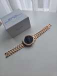 Smartwatch zloty, z dwoma paskami, damski