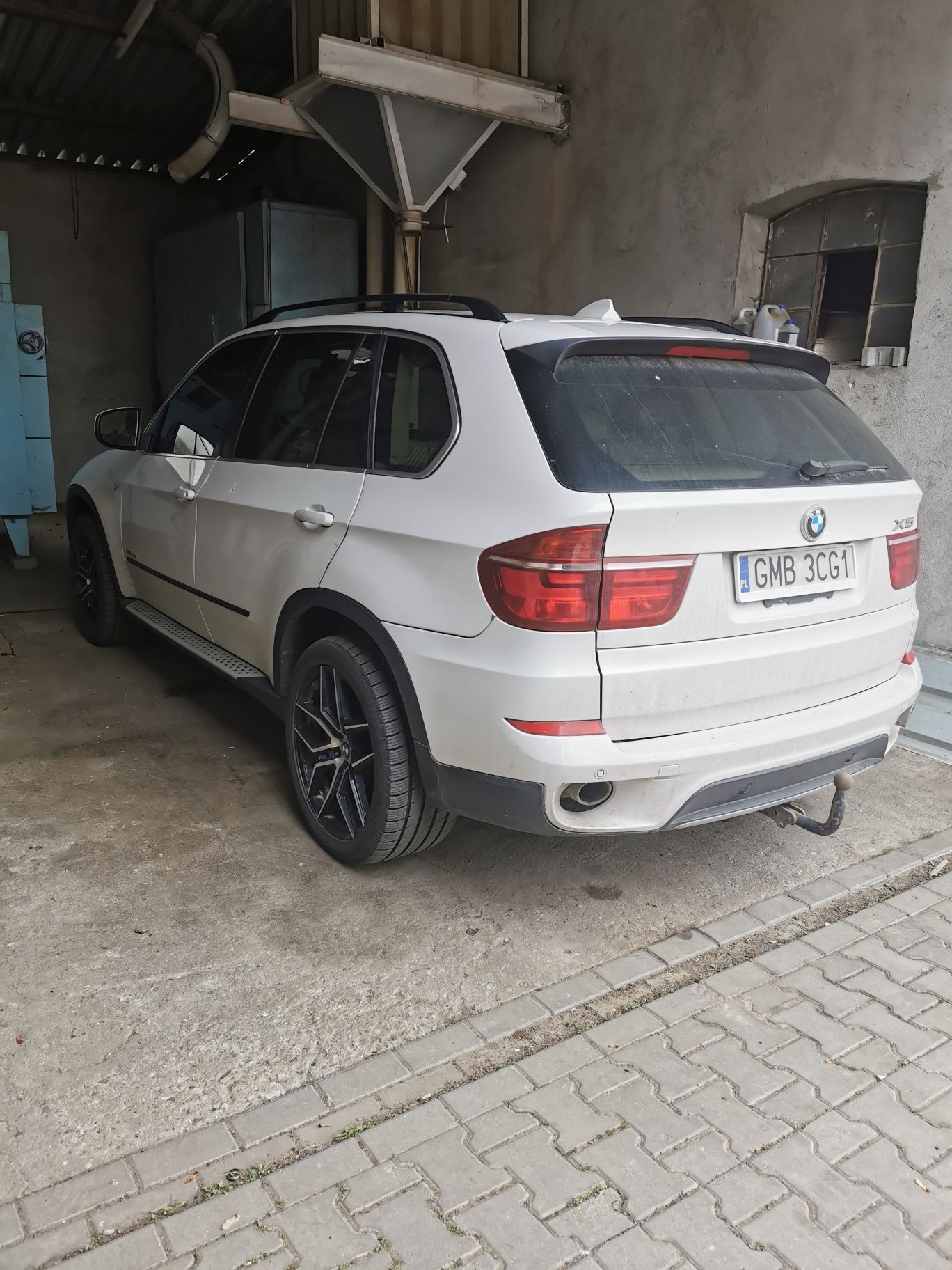 Bmw x5 3.5d niski przebieg