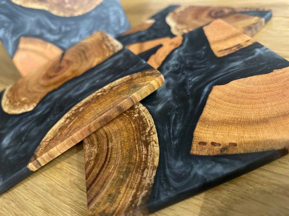 Podkładki z żywicy i drewna