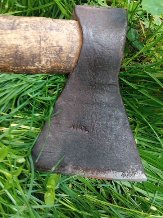 Старинный топорик