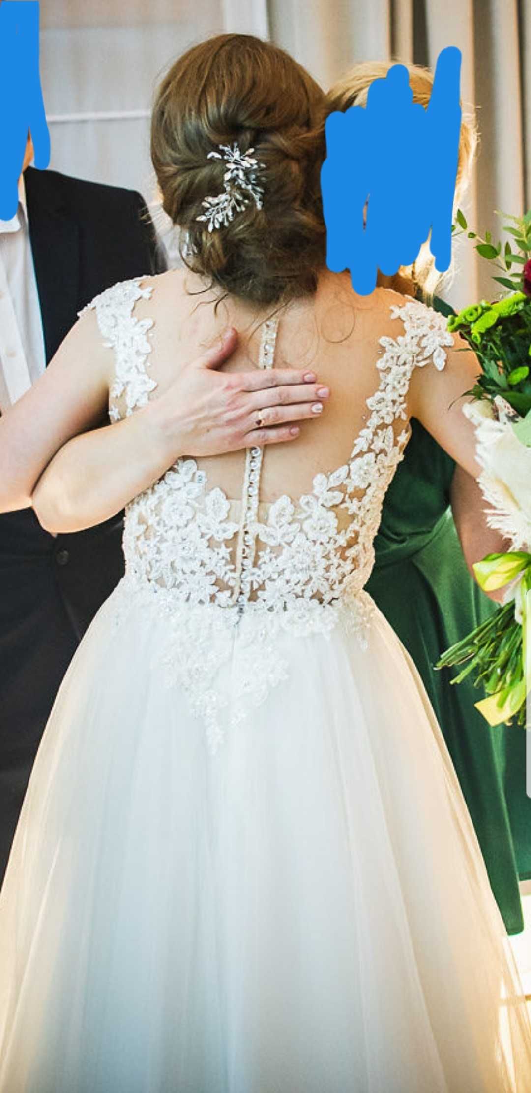Suknia ślubna glamour