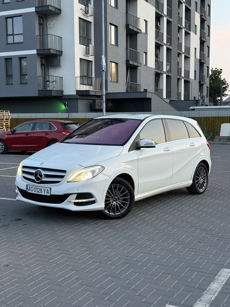 Мерседес B клас єлектро