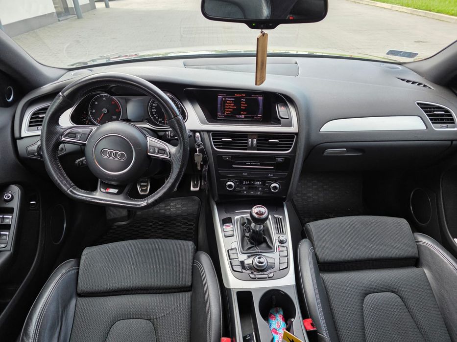 Audi A4 B8 /2x S-Line /2.0tdi 150Km/2013r