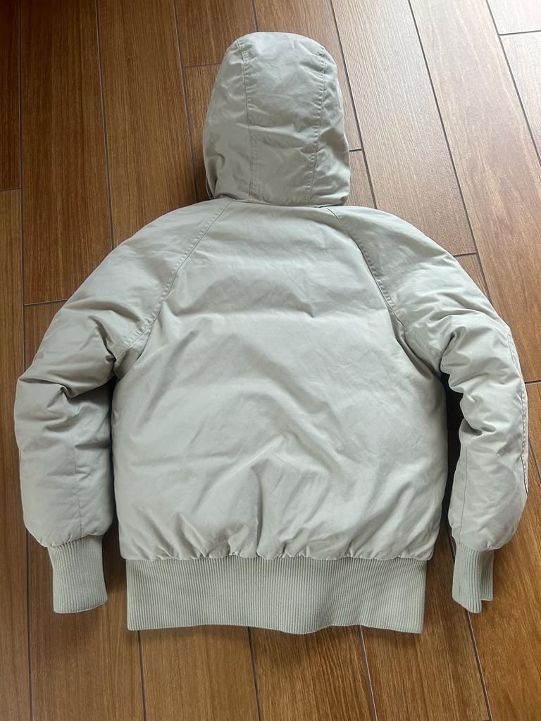 Beżowa puchowa kurtka peak performance y2k streetwear vintage oversize