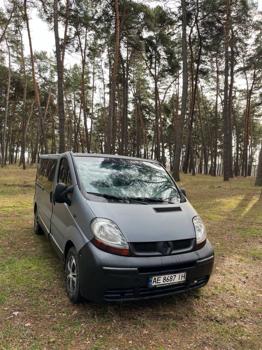 RENAULT TRAFIC1.9 tdi максі база