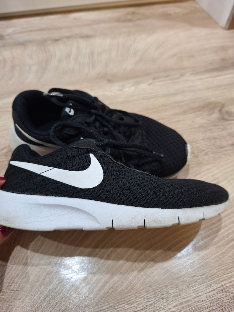 Nike tanjun 35,5