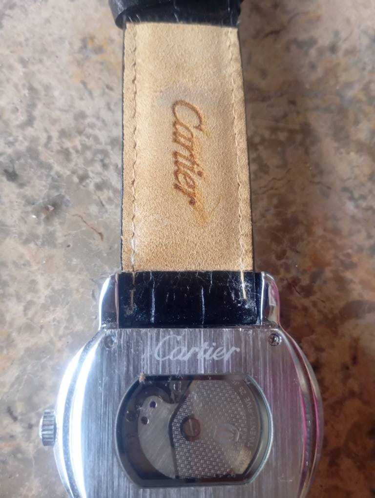 à venda:
relógio Cartier Swiss Twenty Five 25 jewels.
