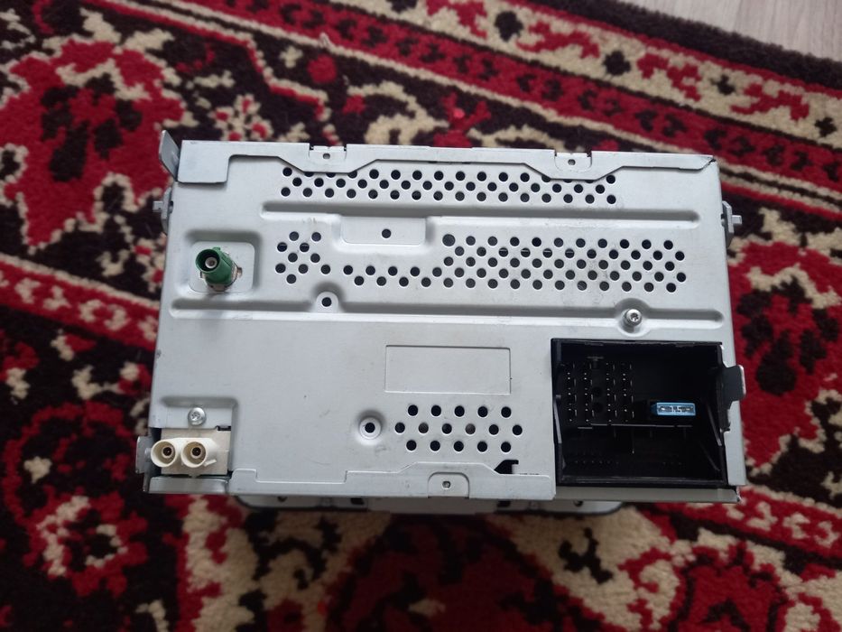 Продається магнітола на Volkswagen