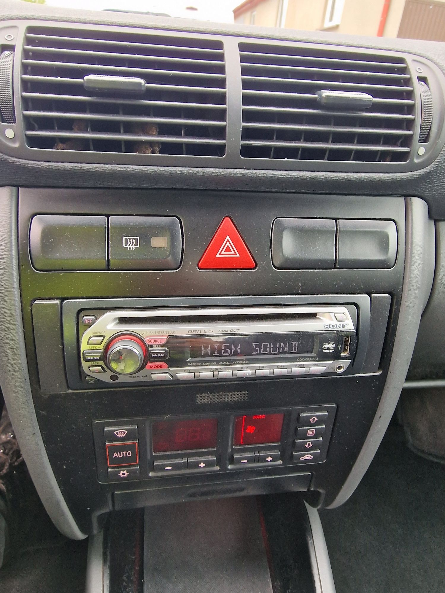Audi a3 8l 1,6 lpg Klima elektryczne szyby cd