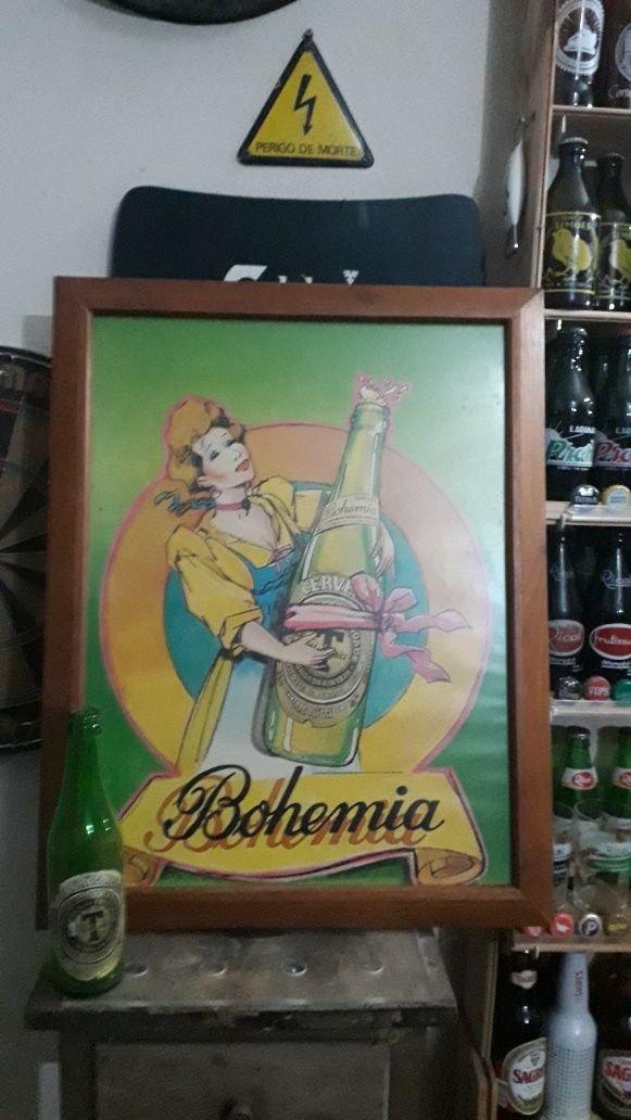 Quadros reclames  e outras peças