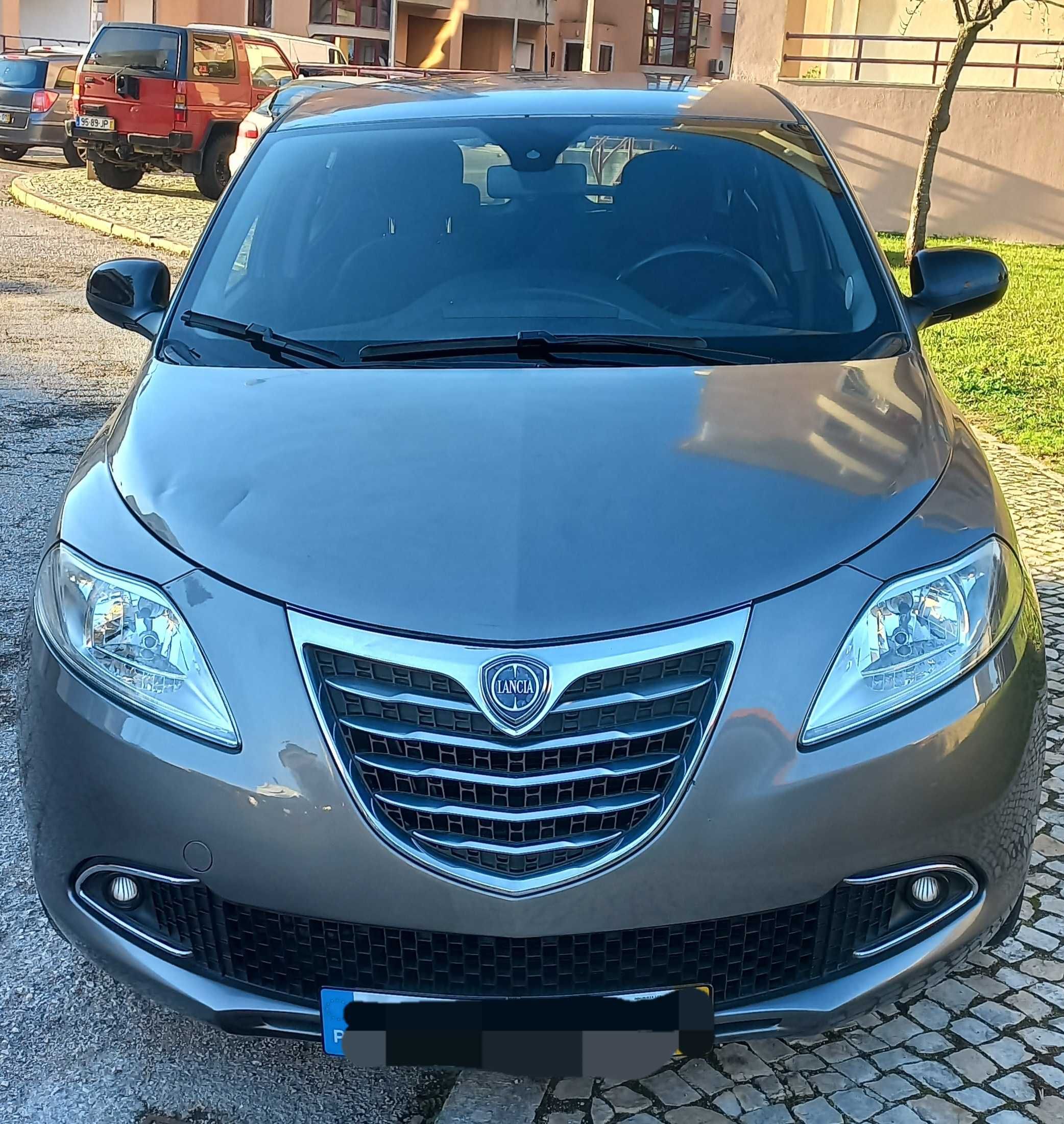 Carro Vendo Lancia Ypsilon 1.3 M-jet S&S Gold de 06/2014