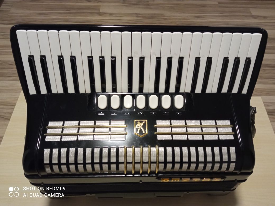 Akordeon hohner Verdi III 120