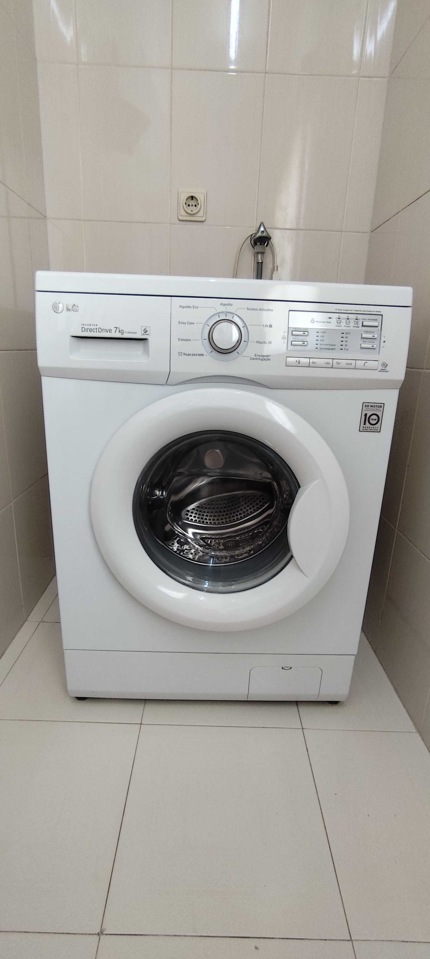 Máquina de lavar roupa LG