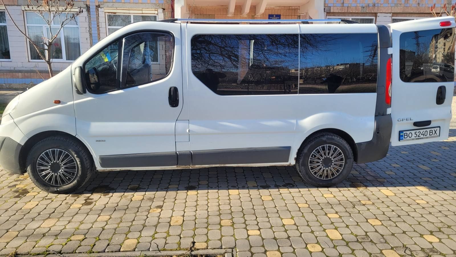 Opei Vivaro Renault trafic 2012