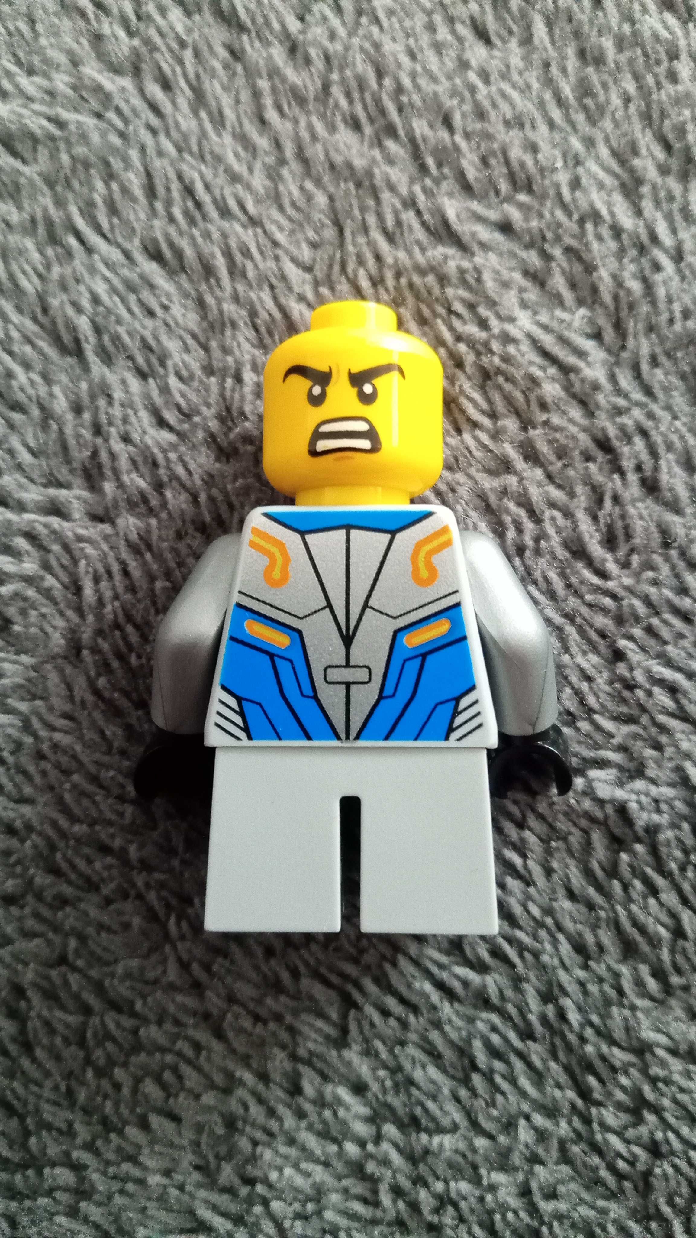 LEGO figurka ludzik Nexo knights Clay kid