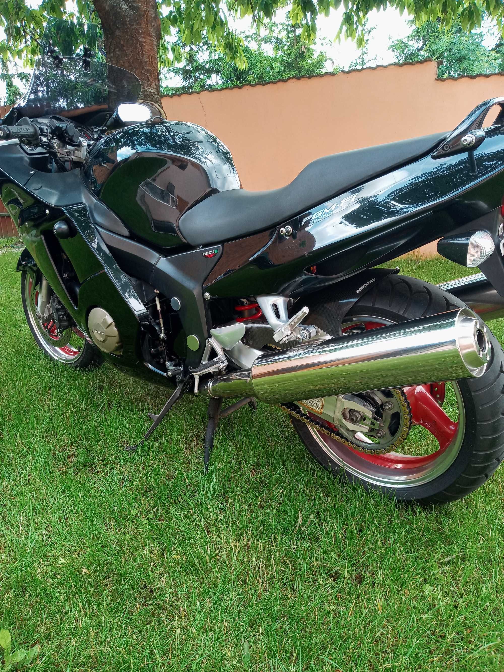 HONDA Cbr 1100 XX model na wtrysku