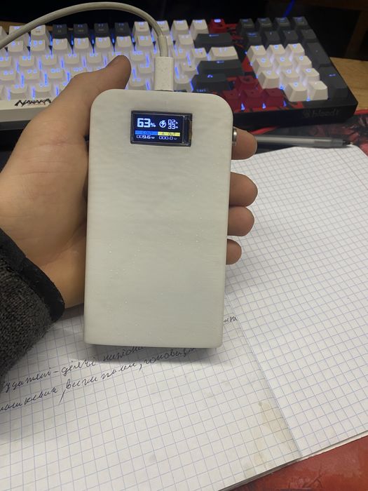 Павербанк саморобний