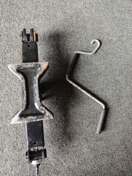 Lewarek podnośnik koła zapasowego peugeot citroen jumper fiat stilo