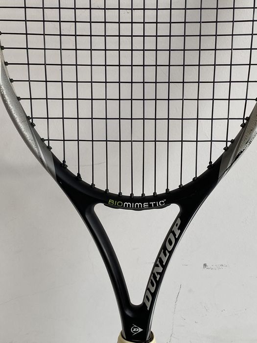 Raquete Dunlop Biomimetic Preta + Saco