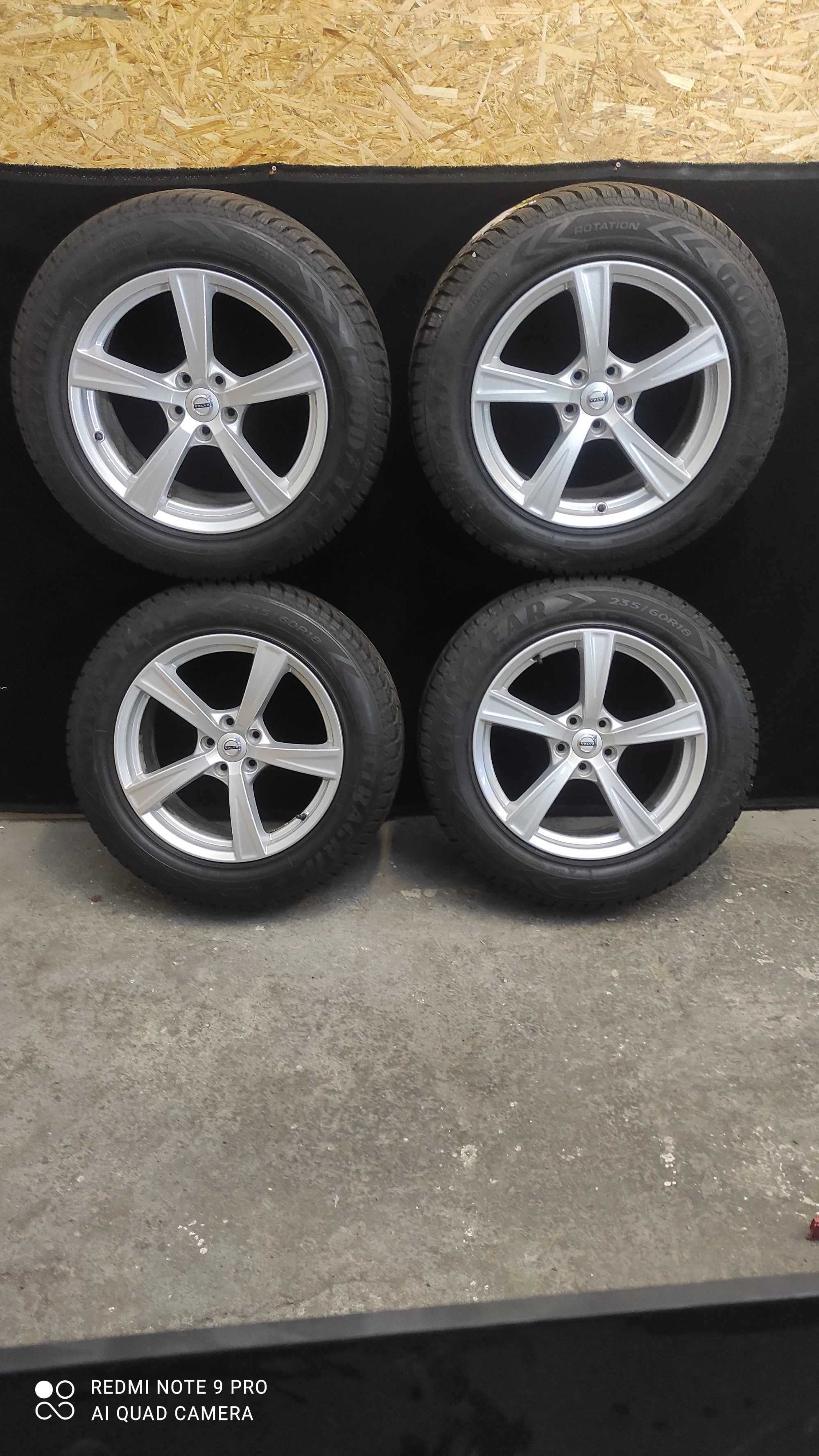 Koła Volvo Alufelgi 5x108 Opona Zimowa Goodyear  235 60 R18