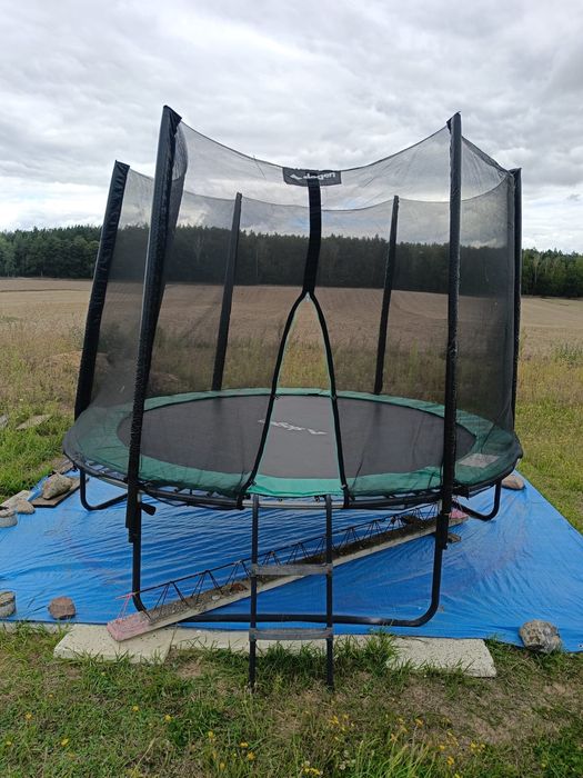 Trampolina ogrodowa