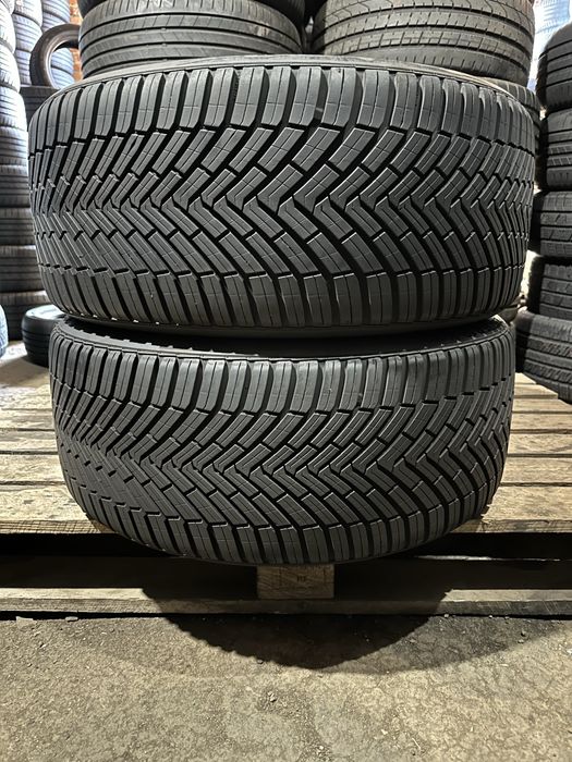 Пара 235/35 R19 Continental AllSeasonContact/2022рік/