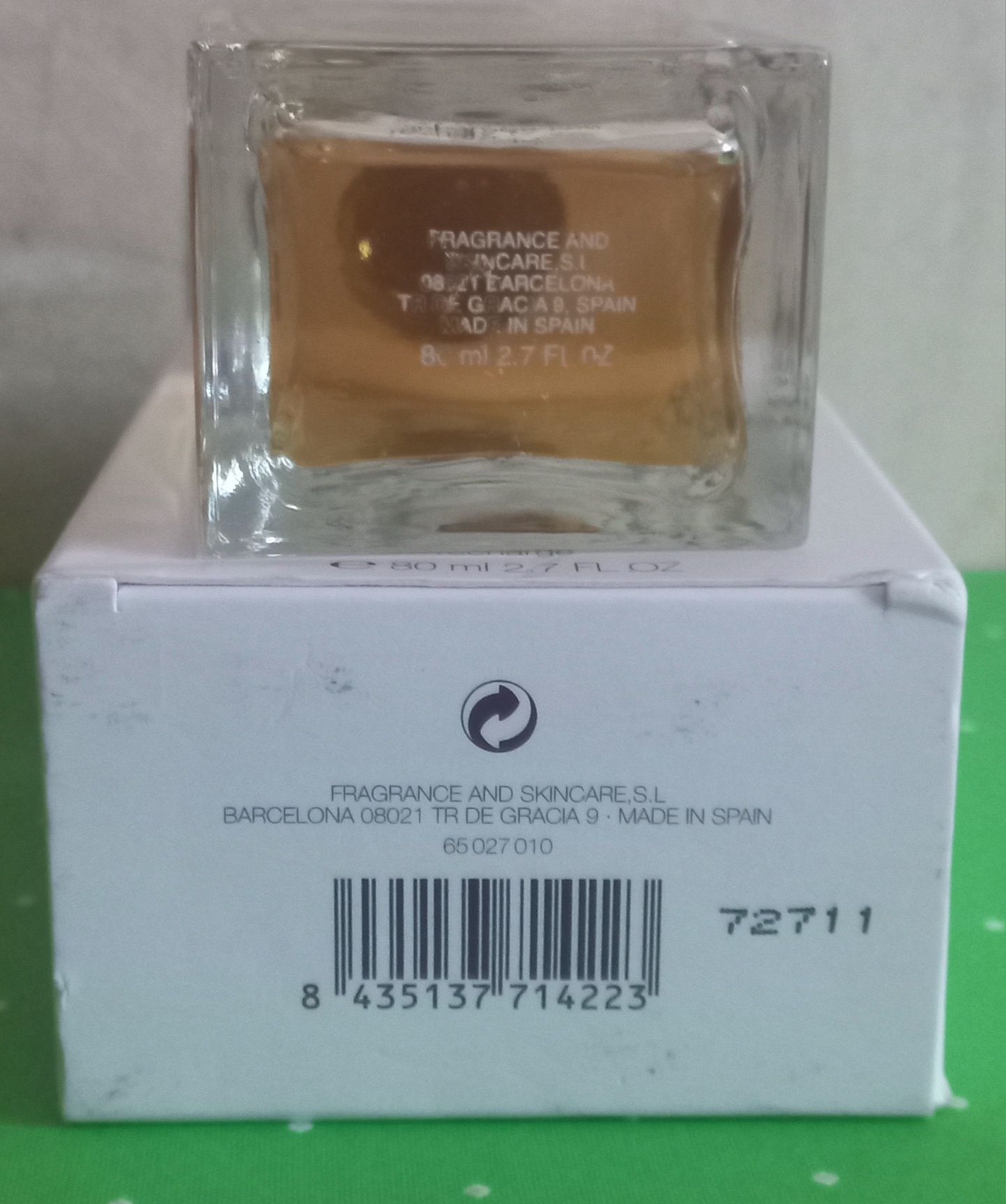 Samsara Guerlain, Prada